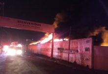 incendio,recicladora, daños materiales, no lesionados, Bomberos, Puebla, San Andrés Cholula, San Pedro Cholula, San Bernardino Chalchihuapan, remoción de escombros