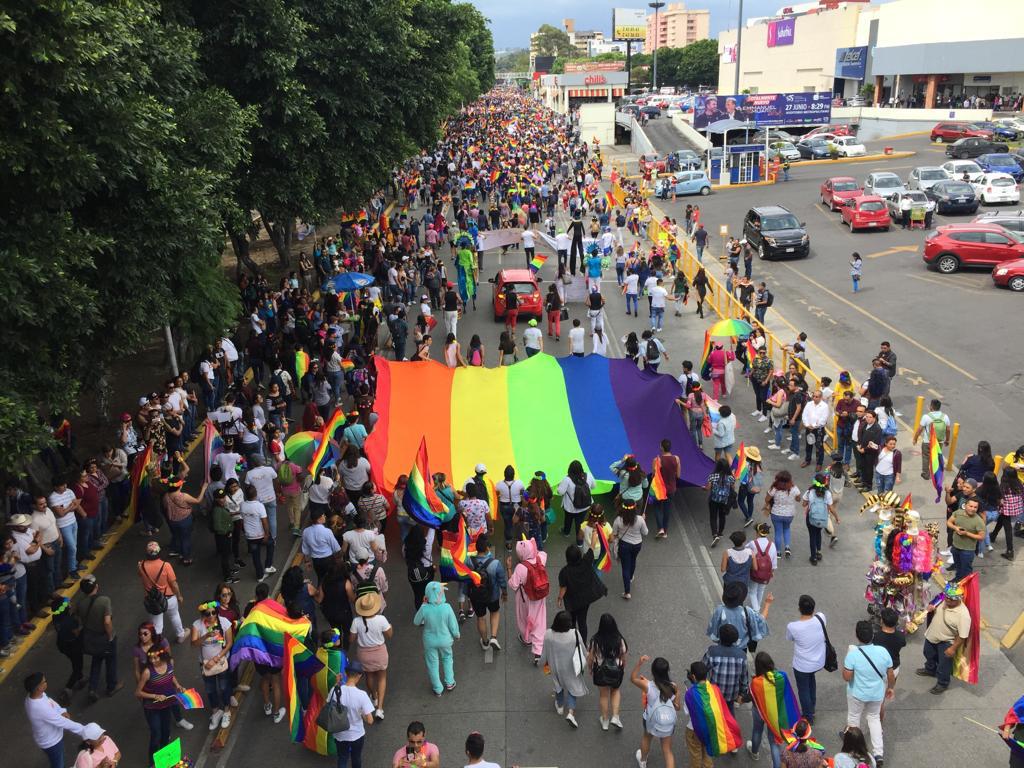 Asuntos Internos, SSPTM, queja, denuncia, impedimento, libre tránsito, LGBTTTI, orgullo, Zócalo, Ciudad de Puebla, movilización