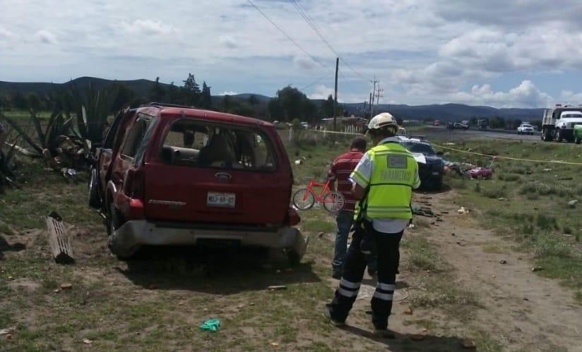 personas muertas, heridos, volcadura, Puebla-Orizaba, camioneta, lesiones, paramédicos, Capufe, peritajes, Policía Federal, ponchadura, neumáticos