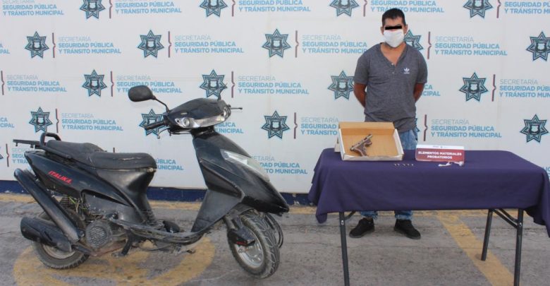 SSC, motociclista, detención, arma de fuego, portación, ilegal, Ministerio Público, Código Rojo, Nota Roja, Puebla, Noticias