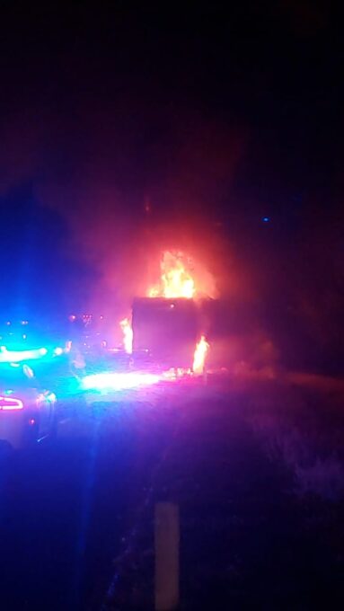 incendio, tráiler, daños materiales, autopista méxico-puebla, código rojo