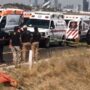 Mueren dos personas y cuatro resultan lesionadas en una volcadura en la autopista Atlixco