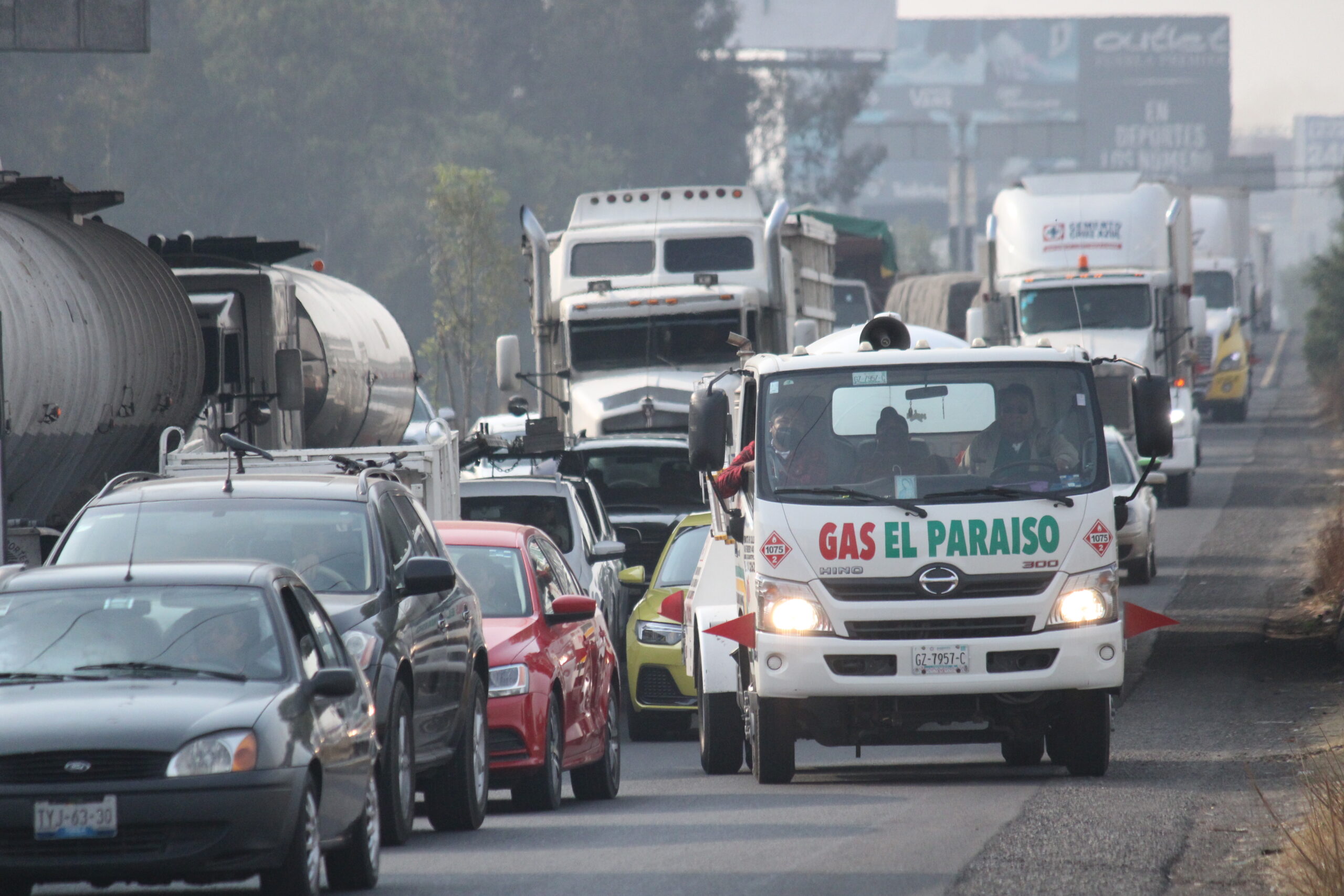 autopista México Puebla, Jetta, sin lesionados, intenso tráfico, patrullas de Coronango, CAPUFE, tráiler