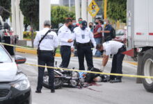 Motociclista, atropellado, muerte, bulevar Hermanos Serdán, pasos peatonales, Schavion Monroy, motocicleta, servicios de emergencia