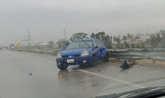 choques, Periférico Ecológico, lluvia, Policía Estatal