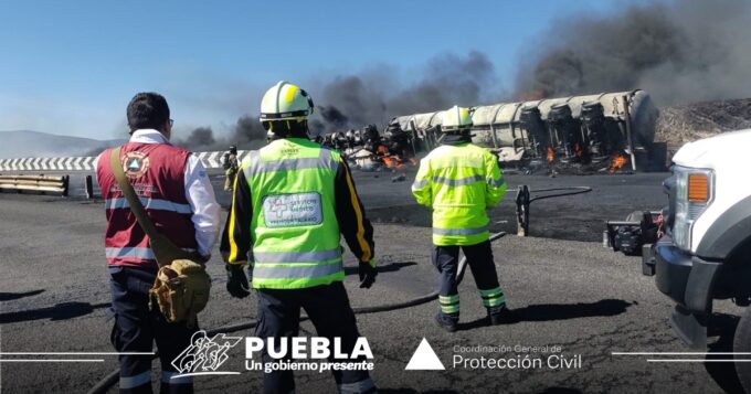 Auopista Puebla-Orizaba, volcadura, Protección Civil Estatal, incendio