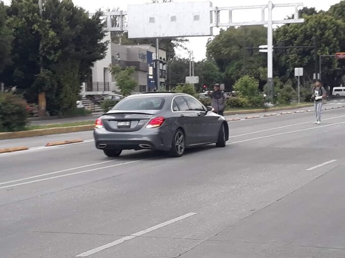 atropellados, pareja, fuga, bulevar 5 de Mayo