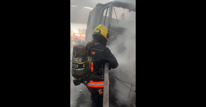 incendian, Jardines de Santiago, Protección Civil, Policía Estatal