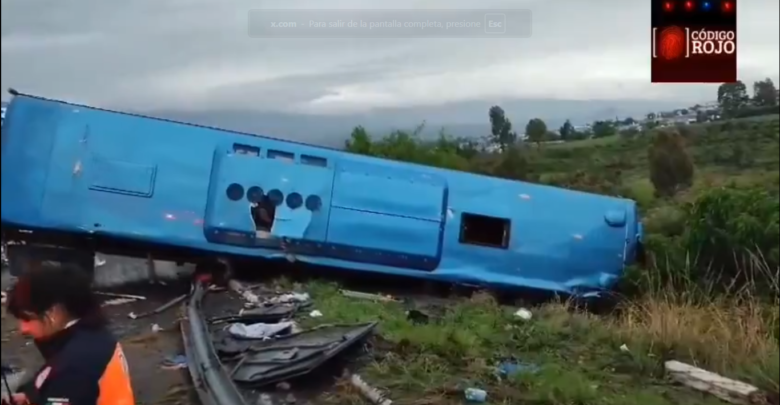 autobús, pasajeros, volcadura, Ocoyucan