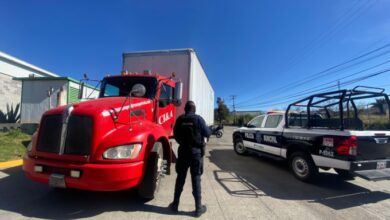 Cuautlancingo, robo, vehículo, policía