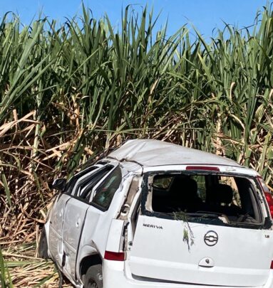 descarrilada, camioneta, enfermería, estudiantes