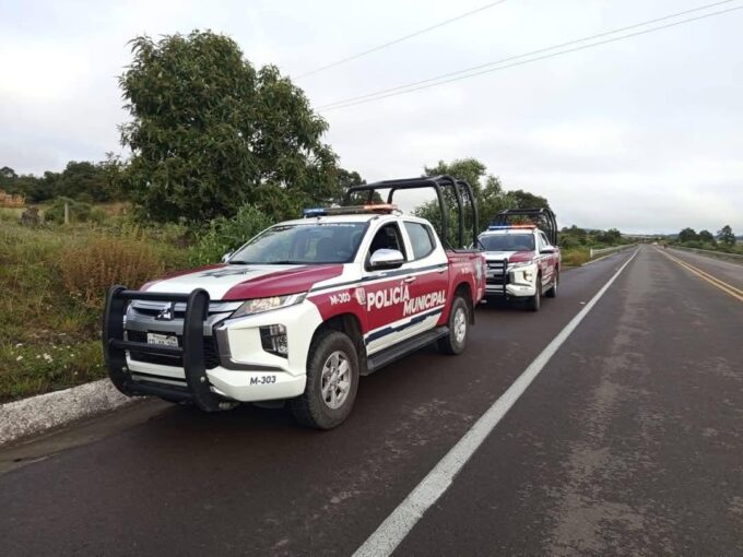 Tlacuilotepec, muerte, mujer, machete